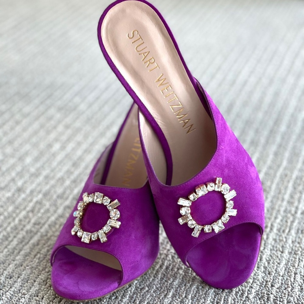NEW STUART WEITZMAN PURPLE. CRYSTAL SUEDE JEWELY MULES TO DIE FOR!!